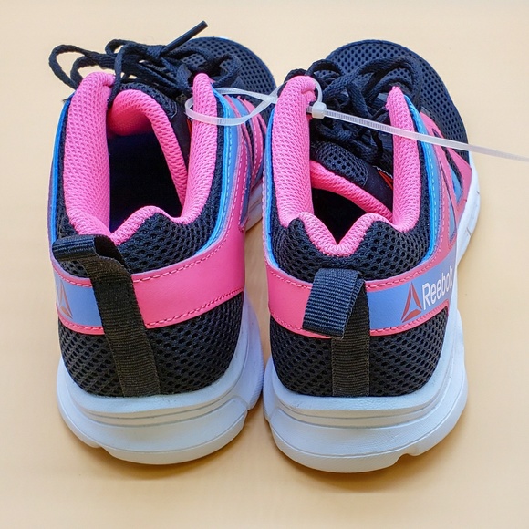 Women Reebox shoes size 7 - Picture 3 of 8